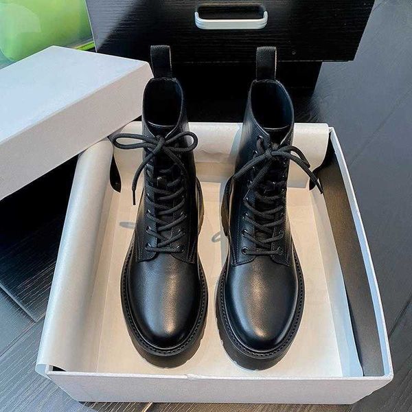 thin early autumn yellow martin thick soled short boots color contrast soft leather women's mid, Black
thin early autumn yellow martin thick soled short boots color contrast soft leather women's mid, Black