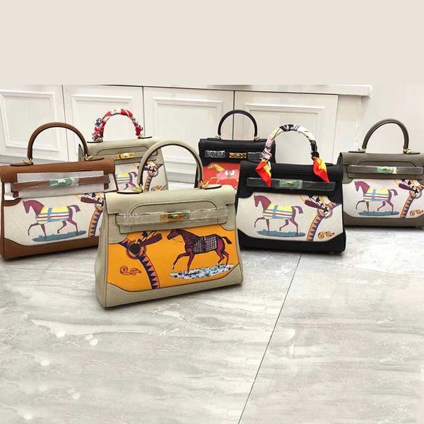 h bag classic leather fashion h ermese bags 2022 new togo cowhide graffiti 28 litchi grain portable one shoulder cross body leather women
h bag classic leather fashion h ermese bags 2022 new togo cowhide graffiti 28 litchi grain portable one shoulder cross body leather women