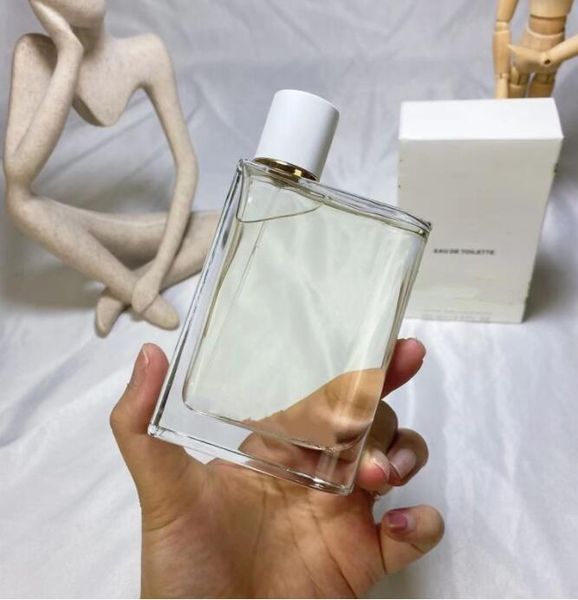 luxury design premierlash original perfume women perfume her eau de parfum 100ml 3.3 fl.oz.spray good smell long time lasting fruit flow
luxury design premierlash original perfume women perfume her eau de parfum 100ml 3.3 fl.oz.spray good smell long time lasting fruit flow