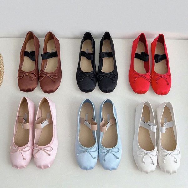 paris fashion designer womens professional dance shoes satin ballerinas french retro mm platform bowknot shallow mouth single shoe woman fla
paris fashion designer womens professional dance shoes satin ballerinas french retro mm platform bowknot shallow mouth single shoe woman fla