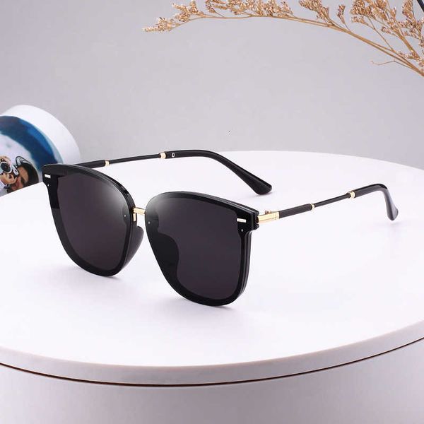 dezi sunglasses 2021 new sunglasses women's red street p korean fashion, White;black
dezi sunglasses 2021 new sunglasses women's red street p korean fashion, White;black