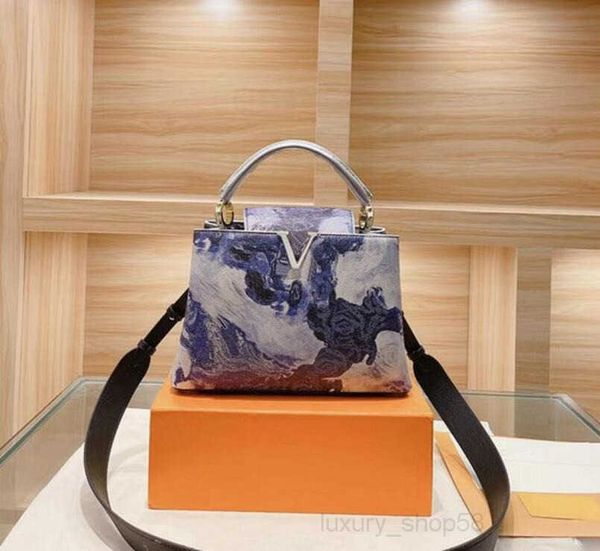crossbody handbag designers shoulder bag women luxury bags fashion claic letter travel handbags leather cro body totes bagv
crossbody handbag designers shoulder bag women luxury bags fashion claic letter travel handbags leather cro body totes bagv
