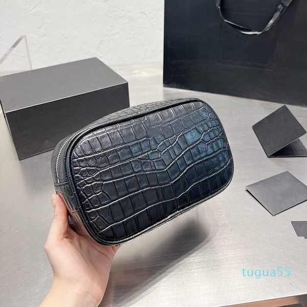 designer bag leather designers makeup toiletry small bag toiletries retro pouch square women classic bags simple solid color cosmet
designer bag leather designers makeup toiletry small bag toiletries retro pouch square women classic bags simple solid color cosmet