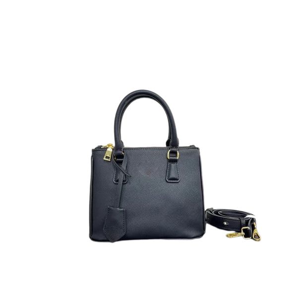 classic retro totes symbole galleria portable women fashion bags exquisite buckle shoulder crossbody messenger bag crossbody satchel leather
classic retro totes symbole galleria portable women fashion bags exquisite buckle shoulder crossbody messenger bag crossbody satchel leather
