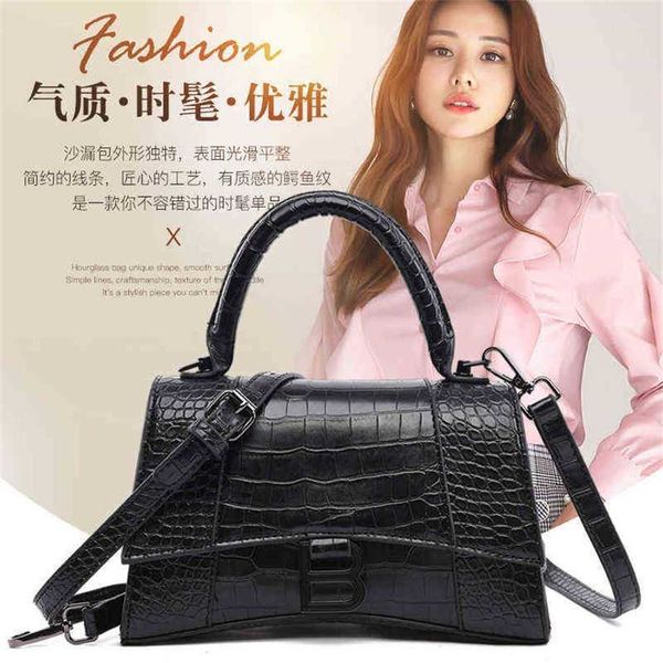 handbags outlet advanced women's hourglass bag new crocodile pattern versatile portable sling single shoulder messenger small bag
handbags outlet advanced women's hourglass bag new crocodile pattern versatile portable sling single shoulder messenger small bag