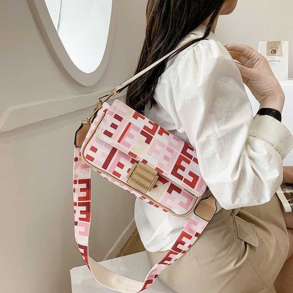 designer new printing hand-held stick bag women's canvas letter one shoulder messenger bag handbags outlet
designer new printing hand-held stick bag women's canvas letter one shoulder messenger bag handbags outlet