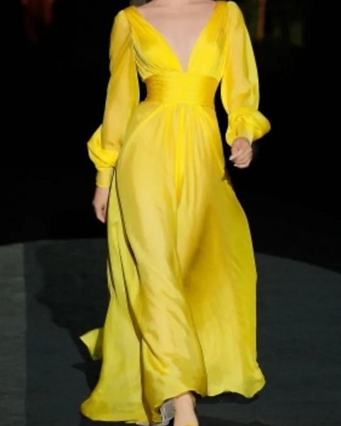 elegant yellow backless prom dresses v neck long sleeve ruched chiffon evening party gowns sweep train robe de soiree vestidos longo, Black
elegant yellow backless prom dresses v neck long sleeve ruched chiffon evening party gowns sweep train robe de soiree vestidos longo, Black
