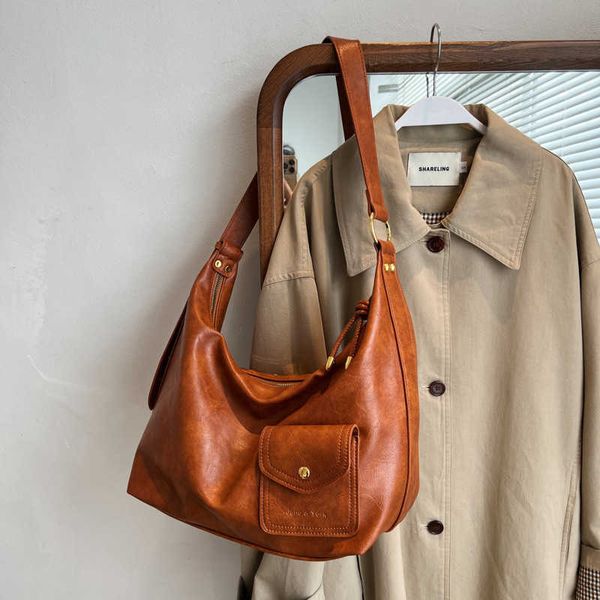 handbag large capacity 2022 fashion autumn winter one shoulder crossbody advanced texture commuter tote bag
handbag large capacity 2022 fashion autumn winter one shoulder crossbody advanced texture commuter tote bag