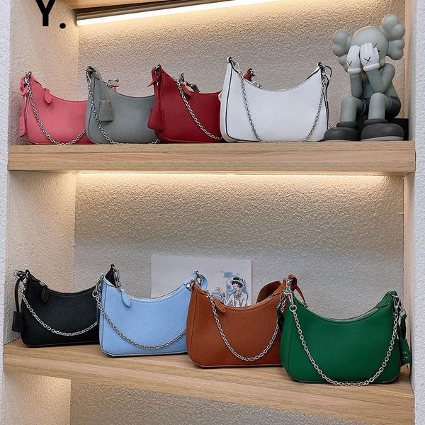 2005 9a quality woman luxurys designers shoulder bag pradas hobos nylon leather tote wholesale fashion crossbody chain wallet purse ladies m
2005 9a quality woman luxurys designers shoulder bag pradas hobos nylon leather tote wholesale fashion crossbody chain wallet purse ladies m