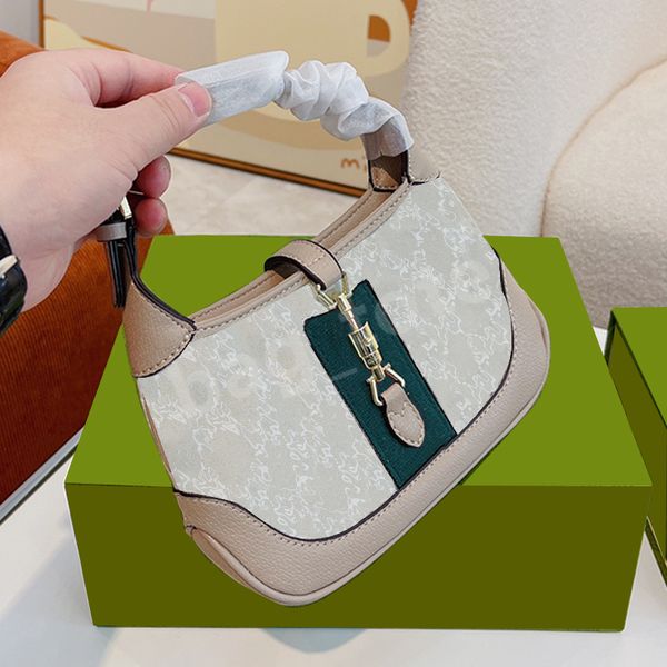 women fashion shoulder bags classic style handbag luxury designer underarm bag temperament tote shopping wallet card holder 3 models
women fashion shoulder bags classic style handbag luxury designer underarm bag temperament tote shopping wallet card holder 3 models