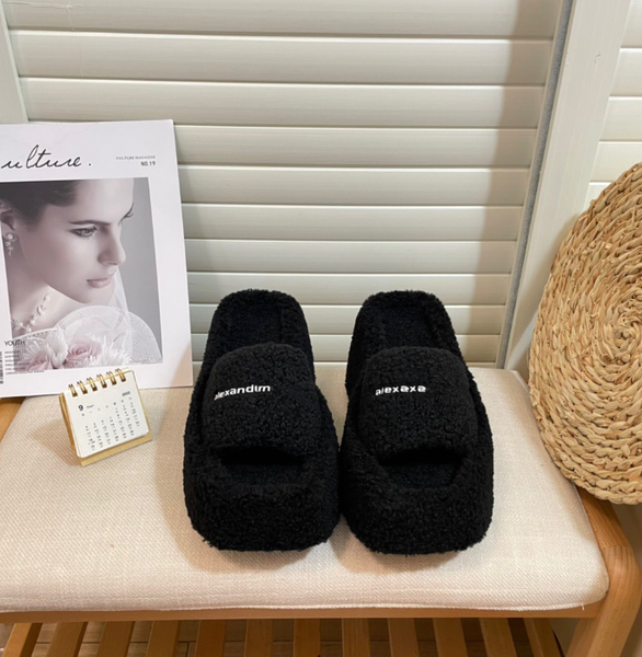 slippers platform wedge sands with thick sole height increasing ladies winter fur wool slides slides, Black
slippers platform wedge sands with thick sole height increasing ladies winter fur wool slides slides, Black