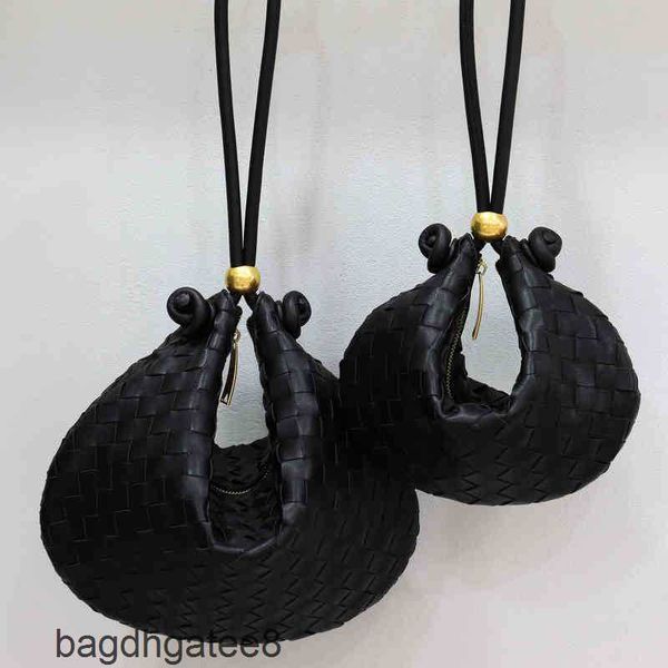 2023 bags bag designer handbag venetas shoulder bottegas turn tote woven armpit purpose large capacity single small round npyp xgny pxg2
2023 bags bag designer handbag venetas shoulder bottegas turn tote woven armpit purpose large capacity single small round npyp xgny pxg2