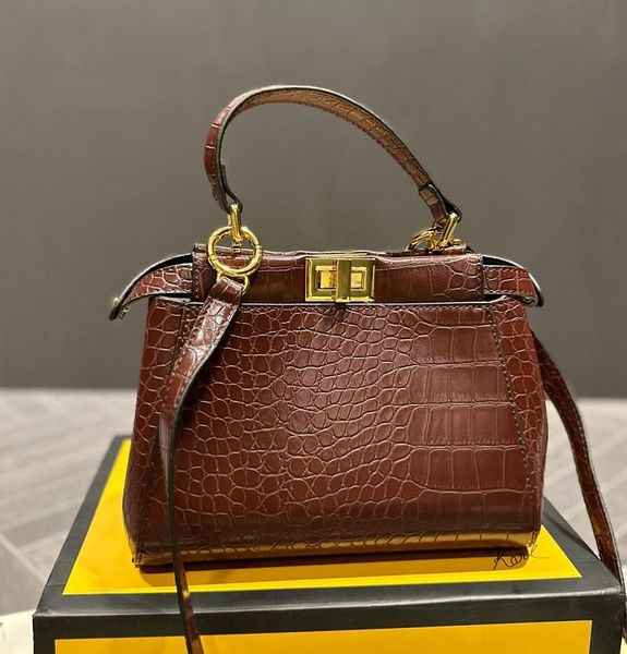 classic alligator print leather shoulder bags women designers handbag fashion buckle latch cross body handbags simple women luxury designer
classic alligator print leather shoulder bags women designers handbag fashion buckle latch cross body handbags simple women luxury designer