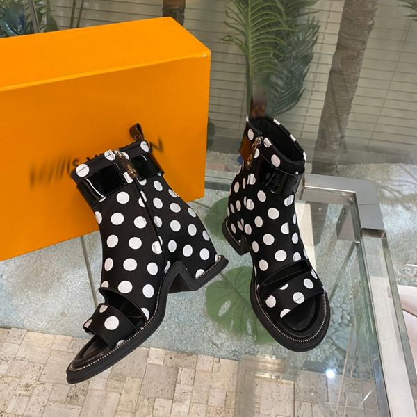 designer women boots tire genuine leather high low boot candy color ankle haif cowskin chelsea zipper shoes winter mastered martin bootes -h, Black
designer women boots tire genuine leather high low boot candy color ankle haif cowskin chelsea zipper shoes winter mastered martin bootes -h, Black