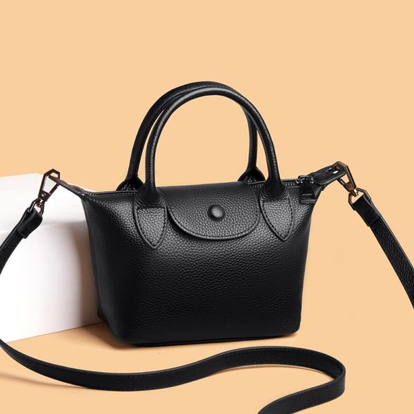 evening bags 2022 new leather crossbody handbag layer cowhide one shoulder fashion women's bag layer cowhide fashion small square bag
evening bags 2022 new leather crossbody handbag layer cowhide one shoulder fashion women's bag layer cowhide fashion small square bag
