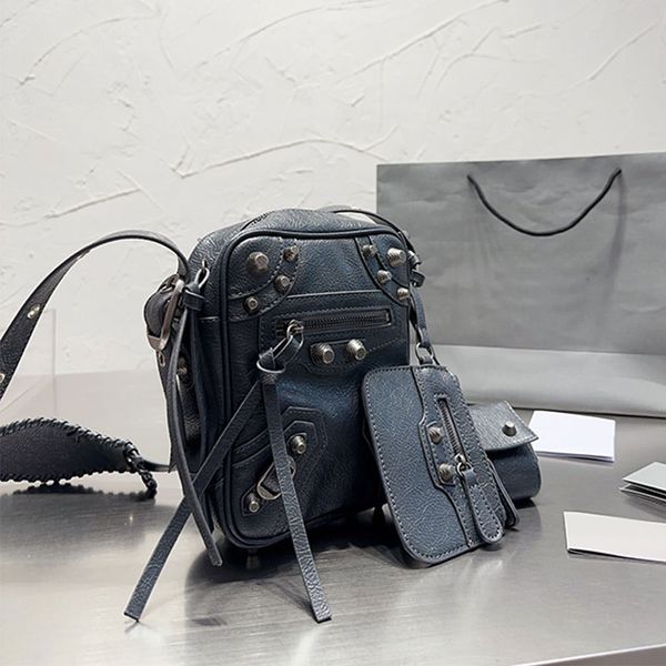 locomotive camera bag crossbody handbags card pocket flap bags zipper wallet shoulder handbag long strap genuine leather
locomotive camera bag crossbody handbags card pocket flap bags zipper wallet shoulder handbag long strap genuine leather