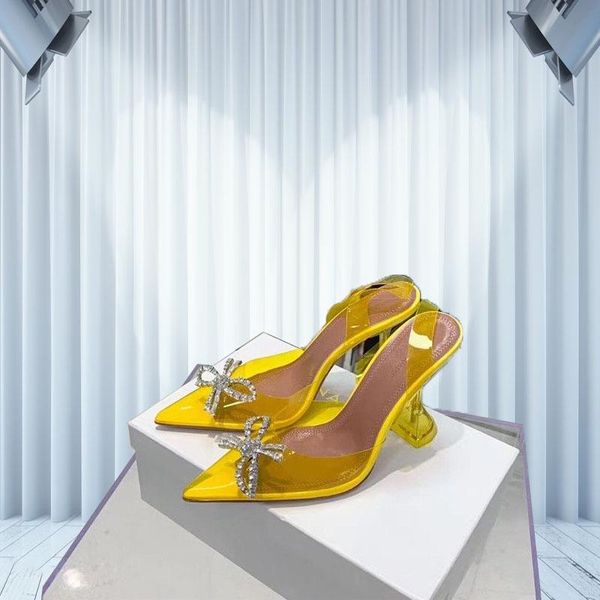 sandals high pvc heeled shoes sunflower amina muaddi begum bow crystal-embellished buckle pointed toesl sandal 10cm diamond slippers, Black
sandals high pvc heeled shoes sunflower amina muaddi begum bow crystal-embellished buckle pointed toesl sandal 10cm diamond slippers, Black