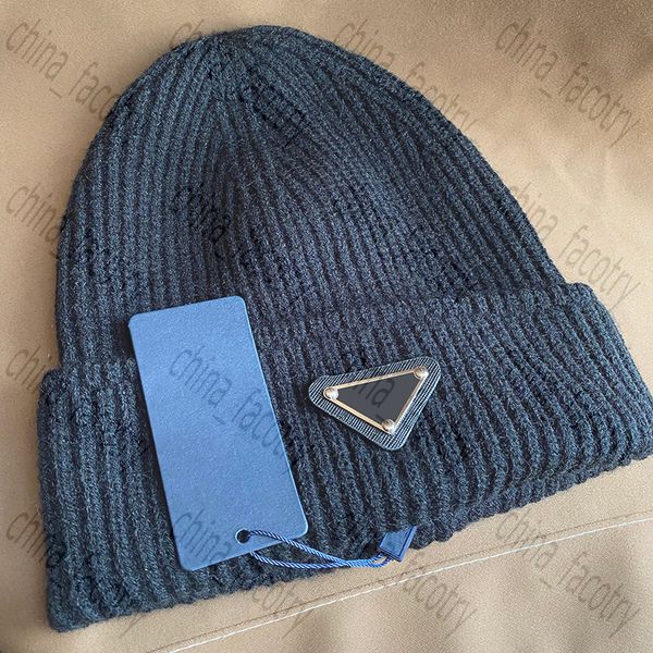 designers beanie wool cap outdoor cold proof and warm keeping plush fashionable couple knitted hat, Blue;gray
designers beanie wool cap outdoor cold proof and warm keeping plush fashionable couple knitted hat, Blue;gray