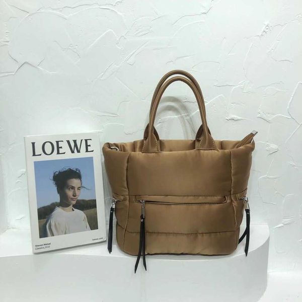 shopping bags outdoor bags new korean zipper bag shoulder bag down space cotton oxford nylon bag female 220909
shopping bags outdoor bags new korean zipper bag shoulder bag down space cotton oxford nylon bag female 220909