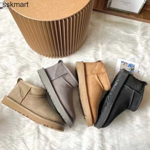 australia boots fur integrated snow boots men's and women's leather winter cotton shoes classic short platform ankle boots snow bo, Black
australia boots fur integrated snow boots men's and women's leather winter cotton shoes classic short platform ankle boots snow bo, Black