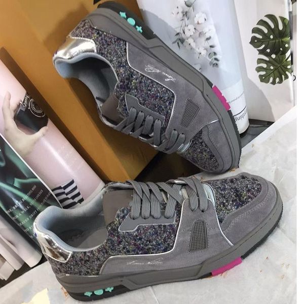 luxury spring and summer men sports shoes collision color outsole super good-looking are size38-45 mfaq002 qlk pxs, Black
luxury spring and summer men sports shoes collision color outsole super good-looking are size38-45 mfaq002 qlk pxs, Black