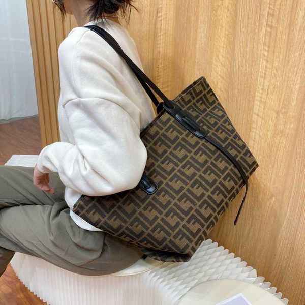 purse black friday women new high-capacity tote shoulder bag waterproof oxford cloth versatile travel bag
purse black friday women new high-capacity tote shoulder bag waterproof oxford cloth versatile travel bag