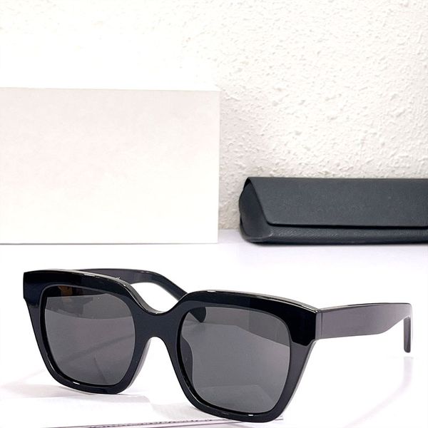 fashion sunglasses for men and women ce40198 exquisite brand ingenuity to add elegant charm uv400 repeated ancient full-frame sunglassess, White;black
fashion sunglasses for men and women ce40198 exquisite brand ingenuity to add elegant charm uv400 repeated ancient full-frame sunglassess, White;black