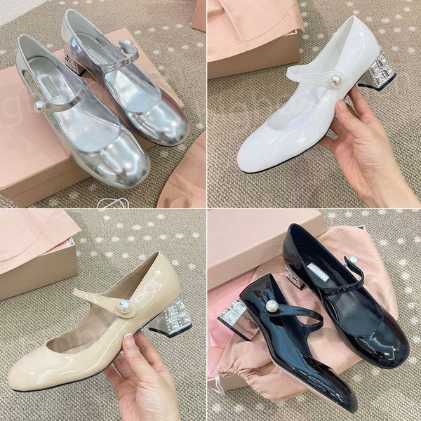 miui mary jane heels ladies formal shoes sandals luxury fashion patent leather mid heel pearl gemstone heel black white silver metal designe
miui mary jane heels ladies formal shoes sandals luxury fashion patent leather mid heel pearl gemstone heel black white silver metal designe