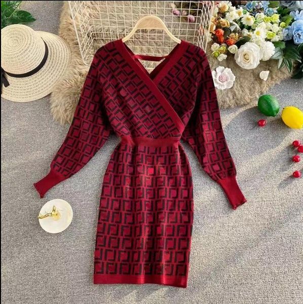 casual dresses designer 22ff new autmn and winter women's dresses wool knit v neck long sleeve europe the united states selling large s, Black;gray
casual dresses designer 22ff new autmn and winter women's dresses wool knit v neck long sleeve europe the united states selling large s, Black;gray