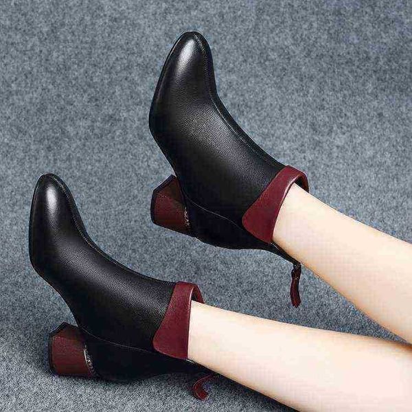 women boot large short boots fall winter new fashion easy to match with thick heel round head martin 07091011, Black
women boot large short boots fall winter new fashion easy to match with thick heel round head martin 07091011, Black