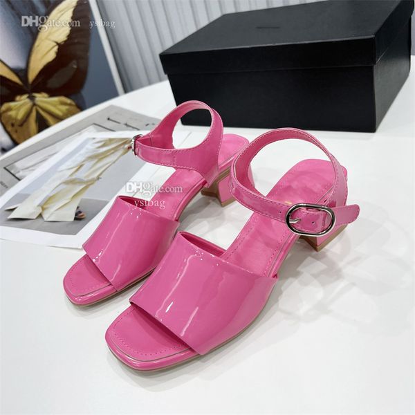 designer sandals women ccs heel shoes fashion platform heels luxury channel slippers woman leather flip flops dhgfhg, Black
designer sandals women ccs heel shoes fashion platform heels luxury channel slippers woman leather flip flops dhgfhg, Black