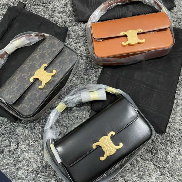 famous brand handbag celinns designers new fashion same triumphal arch armpit bag women's summer one shoulder leather stick small squar
famous brand handbag celinns designers new fashion same triumphal arch armpit bag women's summer one shoulder leather stick small squar