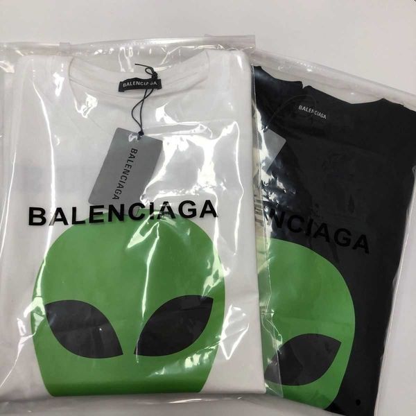 original high-quality 2022 summer tide brand paris alien couple short sleeve t-shirt for men and women loose, White;black
original high-quality 2022 summer tide brand paris alien couple short sleeve t-shirt for men and women loose, White;black