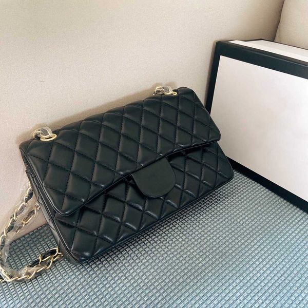 bags designer totes bag women handbag classic luxury brand imitation character grain solid color big logo shoulder bag leather chain fashion
bags designer totes bag women handbag classic luxury brand imitation character grain solid color big logo shoulder bag leather chain fashion