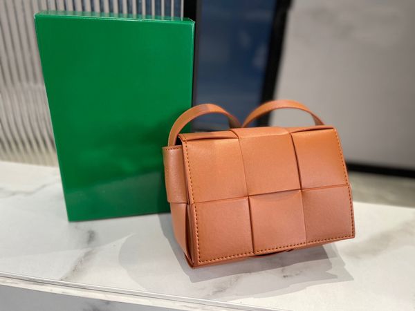 designers bag veneta bottrga women fashion shoulder handbag totes bags famous crossbody bag purses wallets female lady purse wallet
designers bag veneta bottrga women fashion shoulder handbag totes bags famous crossbody bag purses wallets female lady purse wallet