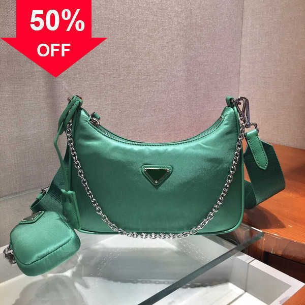 women's luxury designer single shoulder bag fashion nylon luxury 3-in-1 bags for women handbag with brand factory low price
women's luxury designer single shoulder bag fashion nylon luxury 3-in-1 bags for women handbag with brand factory low price