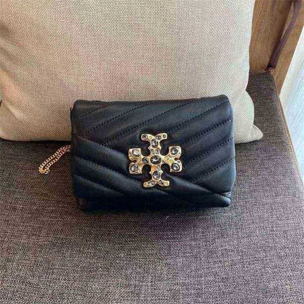 bags designer leather luxurys torysburchs wild women's star 2022 same diamond inlaid sheepskin embroidered messenger ins net red temper
bags designer leather luxurys torysburchs wild women's star 2022 same diamond inlaid sheepskin embroidered messenger ins net red temper