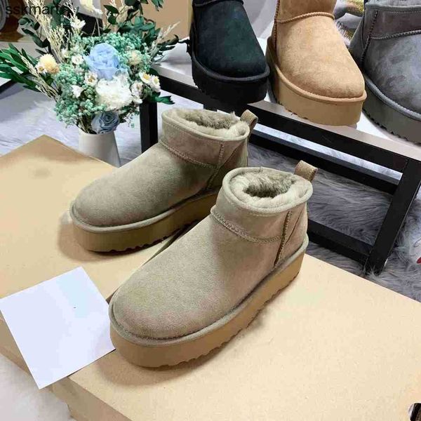 australia boots designer aus snow thick bottom round head sheep fur integrated short thickened short boots, Black
australia boots designer aus snow thick bottom round head sheep fur integrated short thickened short boots, Black