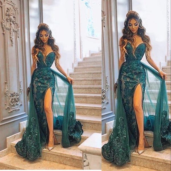 2023 evening dresses wear dark green charming mermaid sweetheart side split prom gowns overskirts detachable train lace appliqued beads arab, Black;red
2023 evening dresses wear dark green charming mermaid sweetheart side split prom gowns overskirts detachable train lace appliqued beads arab, Black;red