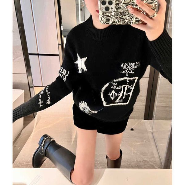 dg designer sweater hand lettered embroidery cardigan men women loose fitting pullover sweaters fashion round neck top, White;black
dg designer sweater hand lettered embroidery cardigan men women loose fitting pullover sweaters fashion round neck top, White;black