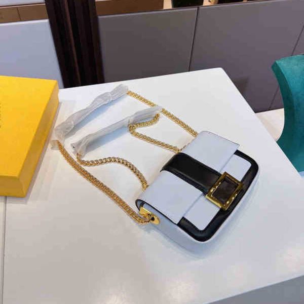 shopping bags vintage chain underarm women handbag shoulder leather designer crossbody female purses with large lock 220307
shopping bags vintage chain underarm women handbag shoulder leather designer crossbody female purses with large lock 220307