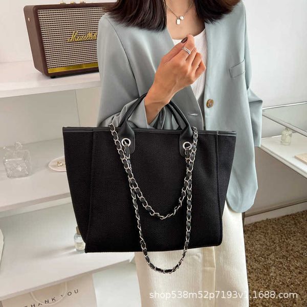 hand women's 2022 large capacity tote linen fashion chain shoulder bag simple and versatile
hand women's 2022 large capacity tote linen fashion chain shoulder bag simple and versatile