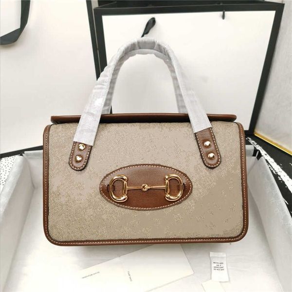 ladies shoulder bags hand crossbody heart-shaped decoration tarpaulin nylon bag wholesale shopping designer fashion luxurys
ladies shoulder bags hand crossbody heart-shaped decoration tarpaulin nylon bag wholesale shopping designer fashion luxurys