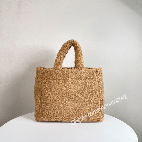 designer bag women tote bag handbag shoulder bags leather purses ladies large travel multifunctional autumn and winter
designer bag women tote bag handbag shoulder bags leather purses ladies large travel multifunctional autumn and winter