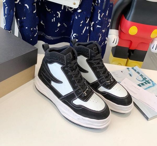 shoes designer version pure handmade 2022ss sugs warm casual sneakers, Black
shoes designer version pure handmade 2022ss sugs warm casual sneakers, Black