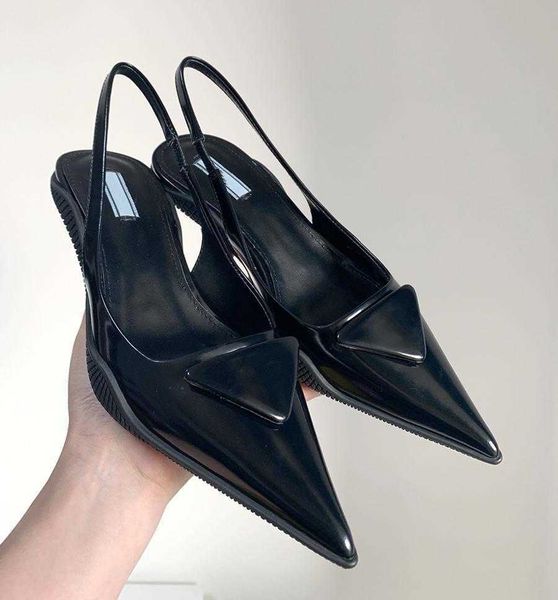 women sandals shoes womens heeled shoes woman shoe gladiator leather sandal fine heel highs fashion letter cloth large size 35-40 vbhs, Black;white
women sandals shoes womens heeled shoes woman shoe gladiator leather sandal fine heel highs fashion letter cloth large size 35-40 vbhs, Black;white