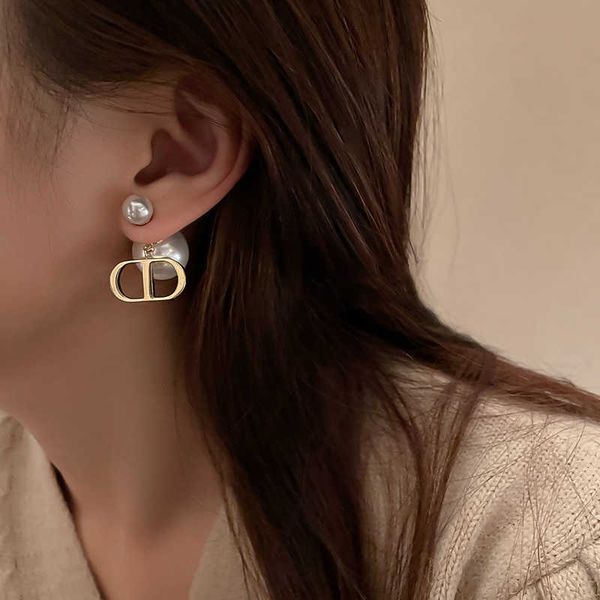 pearl earrings female minority design sense new fashion versatile light luxury high sense earrings, Golden
pearl earrings female minority design sense new fashion versatile light luxury high sense earrings, Golden