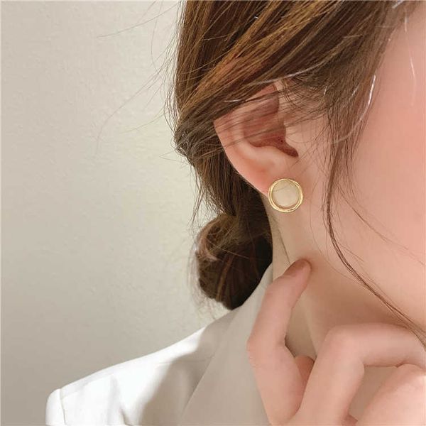 korean earring network red year new fashion women's temperament small women's earrings, Golden
korean earring network red year new fashion women's temperament small women's earrings, Golden