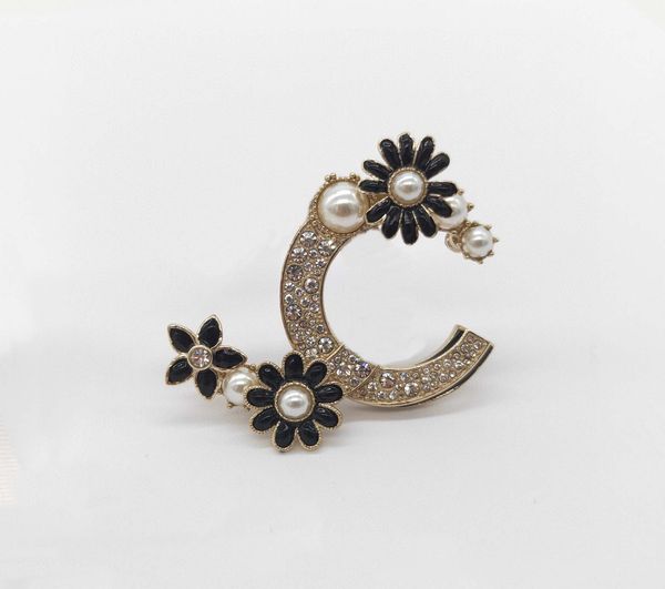 2022 luxury quality charm brooch with flower shape and black color sparkly diamond have box stamp ps3515a, Golden
2022 luxury quality charm brooch with flower shape and black color sparkly diamond have box stamp ps3515a, Golden