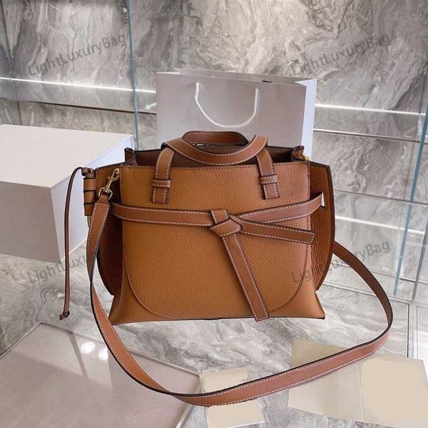 5a crossbody bag fashion cross body wallets 5a designer real leather womens classic luxury handbags tote female purses 2201111
5a crossbody bag fashion cross body wallets 5a designer real leather womens classic luxury handbags tote female purses 2201111